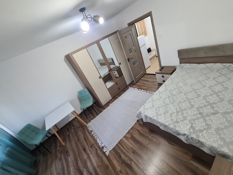 Drumul Taberei, Plaza Romania, metrou 4 minute